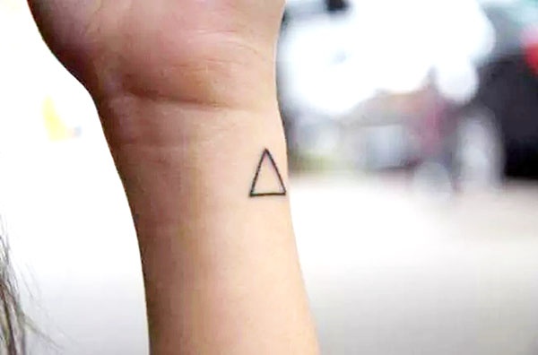 what-does-the-triangle-tattoo-mean-tattoos