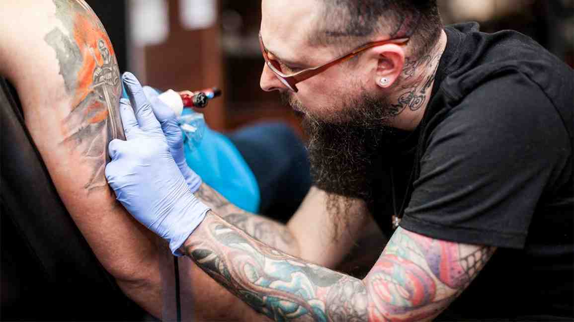 Does tattoo ink go into blood?